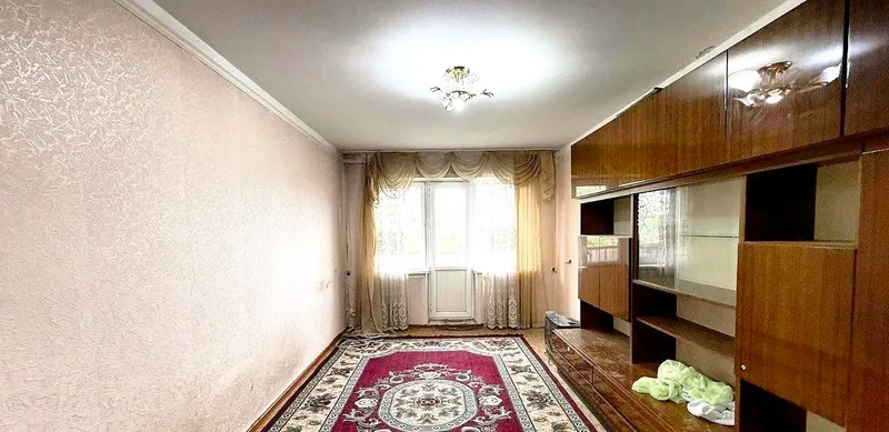 Oybekda 3 xonalik uy 4 xona qilingan