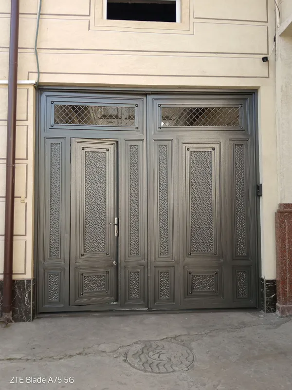 Sifatli bo'yoqdan darvoza bo'yash