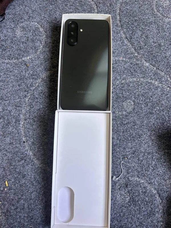Samsung A17 1 Samsung A17 1