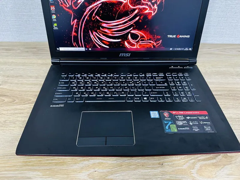 MSI Core i7-8 Ядерный GTX1050Ti Мощный, Игровой с Большим 17 экраном 3 MSI Core i7-8 Ядерный GTX1050Ti Мощный, Игровой с Большим 17 экраном 3