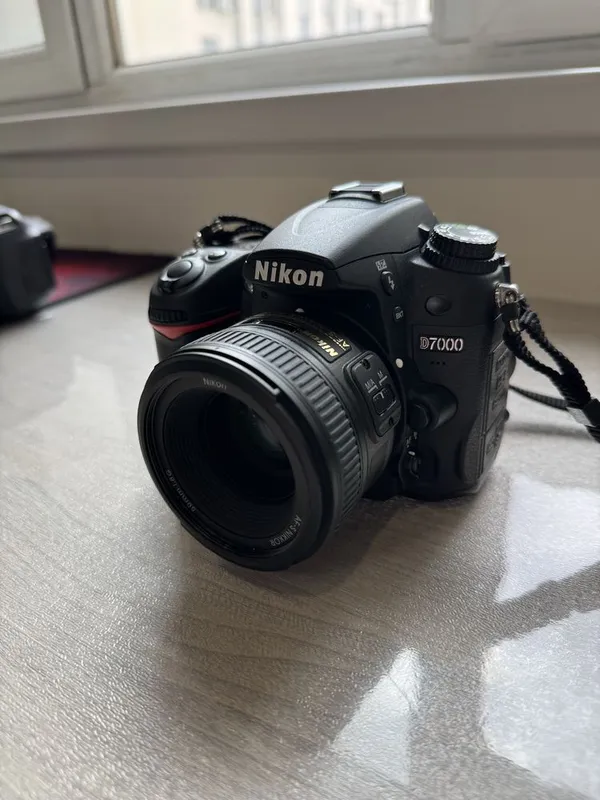Уже продано! Но есть такой же! Nikon D7000 с линзой 1.8-50мм