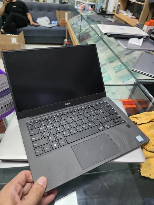 Delll carbon ideal sostayana core i5 8 gen zor tosh. 8gb operatifka