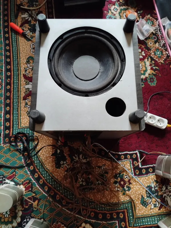 microlab колонка 2
