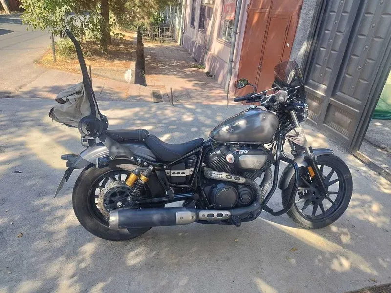 Мотоцикл Yamaxa Bolt XVS950 чоппер