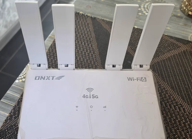 DNXT CPE CPF906-E Wi‑Fi 6 4G 5G modemi 1 DNXT CPE CPF906-E Wi‑Fi 6 4G 5G modemi 1
