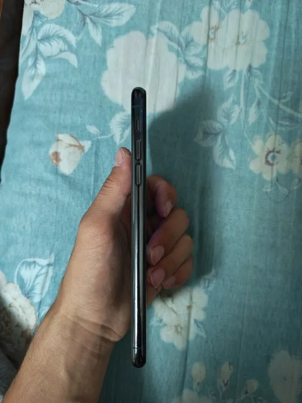 Iphone 11pro max 256gb 87yomkst 3 Iphone 11pro max 256gb 87yomkst 3
