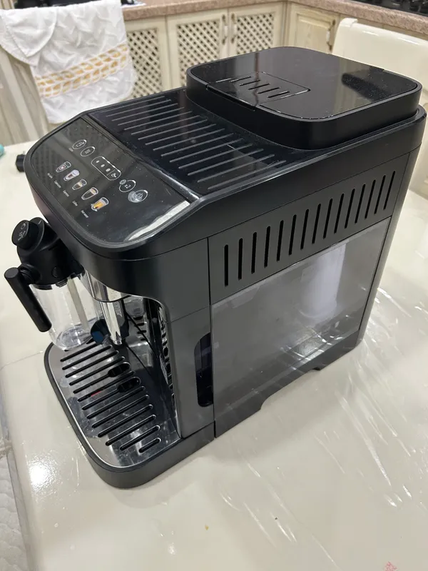 Кофемашина DeLonghi Magnifica Evo, Titanium 2