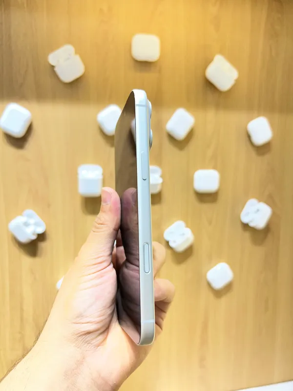 Iphone 17 ProMax — фото 4