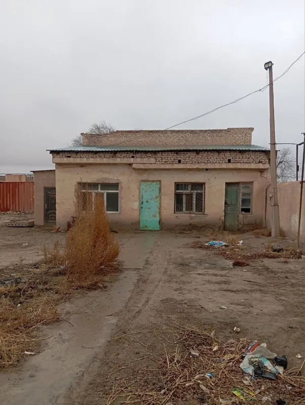 Хар кандай бизнеске колайлы болган имарат хам жер сатылады — фото 3