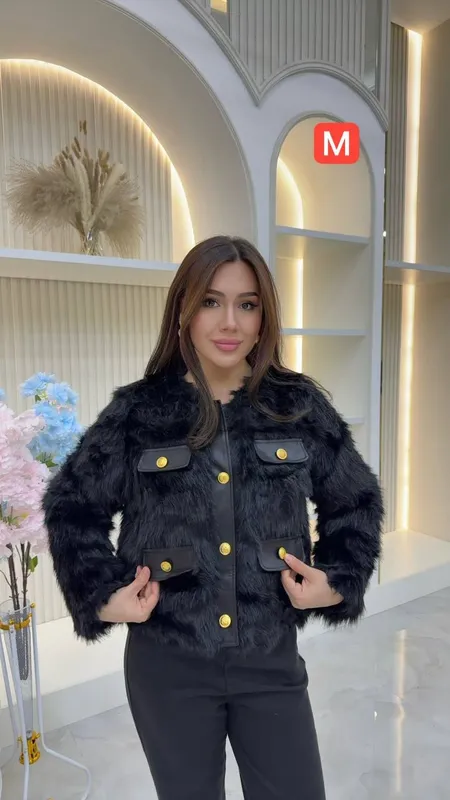 shuba Xitoy Pekin holati yahshi yangi 48razmi shuba Xitoy Pekin holati yahshi yangi 48razmi
