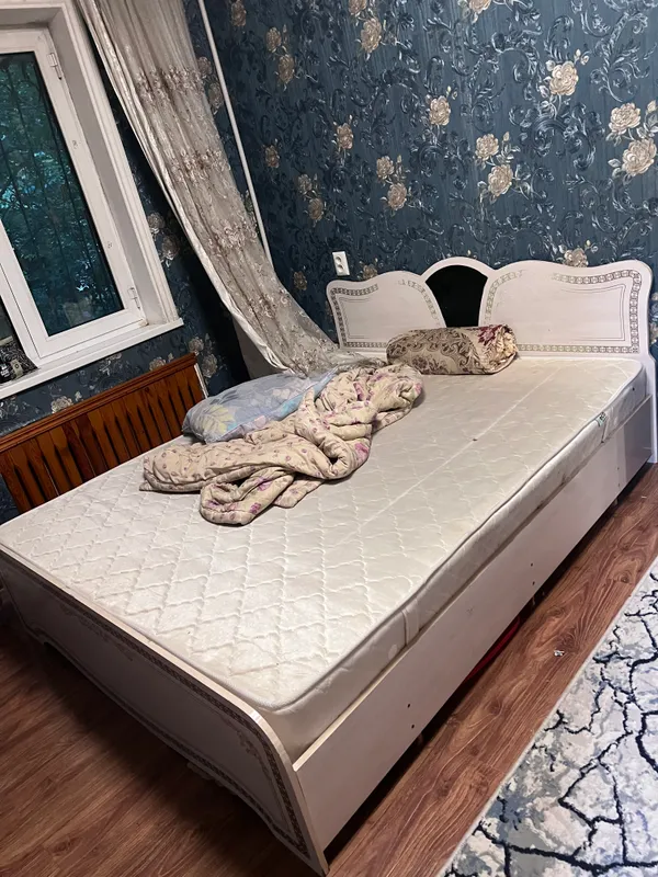 Продам старую мебель на метро хамза — фото 2