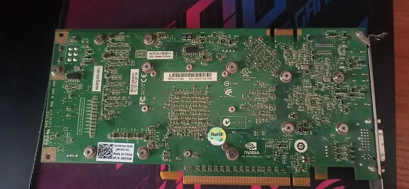 Nvidia Quadro FX 3800 б/у рабочий 4 Nvidia Quadro FX 3800 б/у рабочий 4