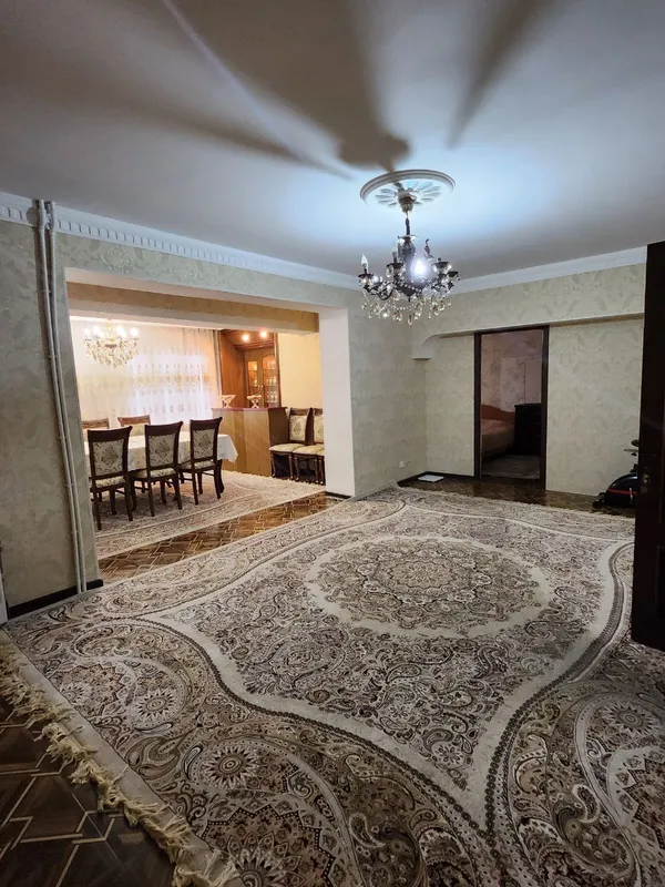 Продается 4 комн. в центре, ор. ГлавПочтамт 2 Продается 4 комн. в центре, ор. ГлавПочтамт 2