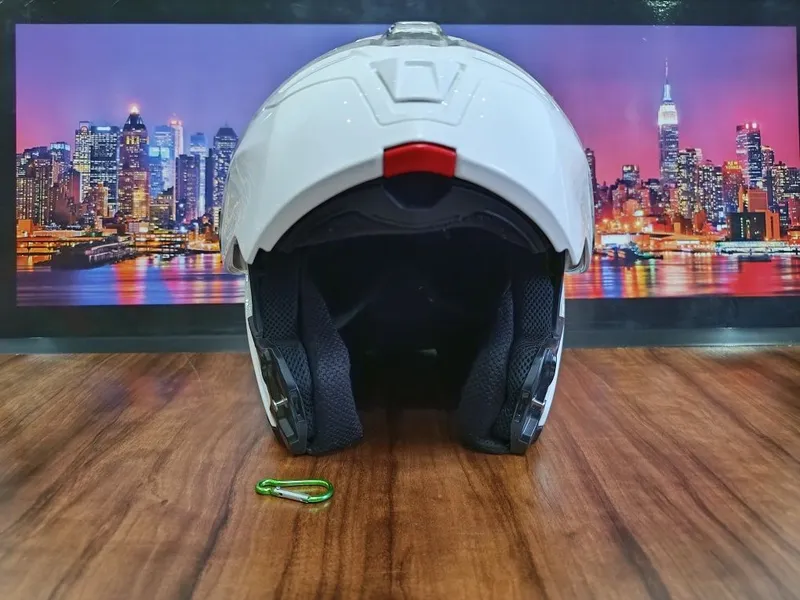 Мото шлем от Американского бренда BELL SRT MODULAR 3 Мото шлем от Американского бренда BELL SRT MODULAR 3