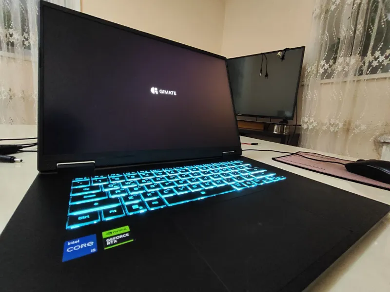 Gigabyte Gaming G6 2 Gigabyte Gaming G6 2