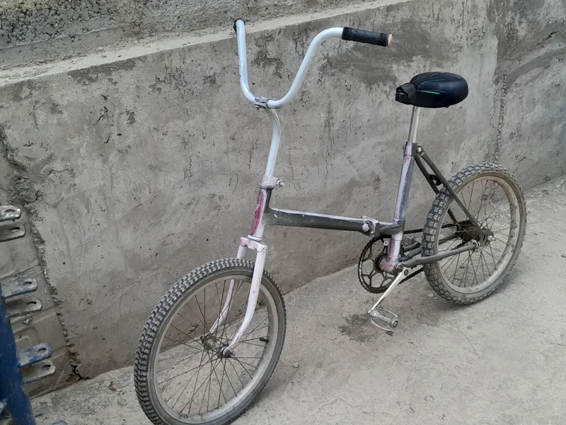 Velosiped sotiladi 350.000 aybi yoq kelishamiz holati yaxshi 1