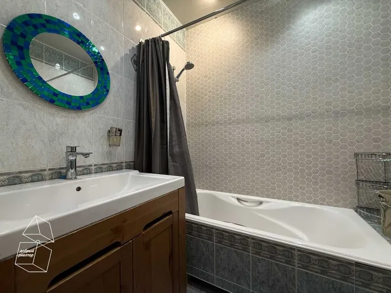 (Добрый) Госпиталка, 115 м², 3/1/4, Аутентичная квартира — фото 8