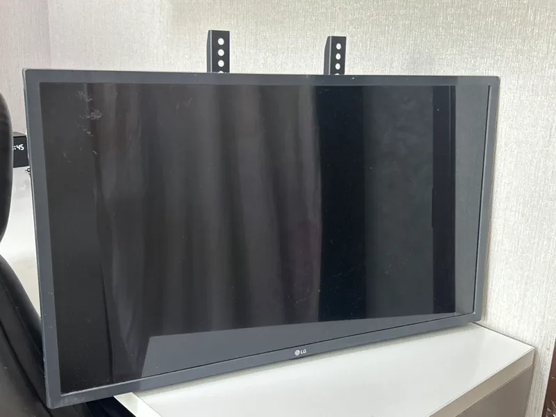 LG 32 televizor 5 LG 32 televizor 5
