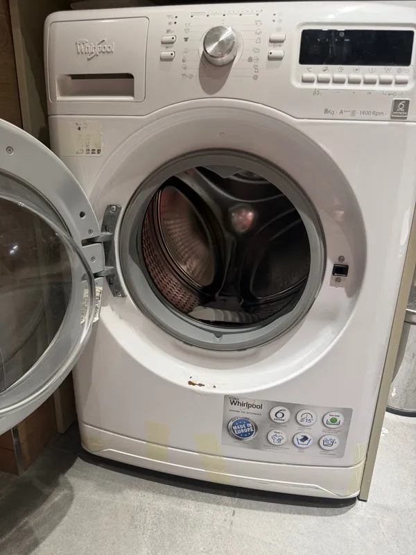 Продаётся стиральная машина Whirlpool 8 кг — фото 1