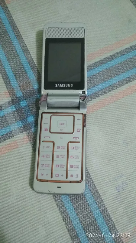 Раскладушка Samsung GT-S3600i 3 Раскладушка Samsung GT-S3600i 3