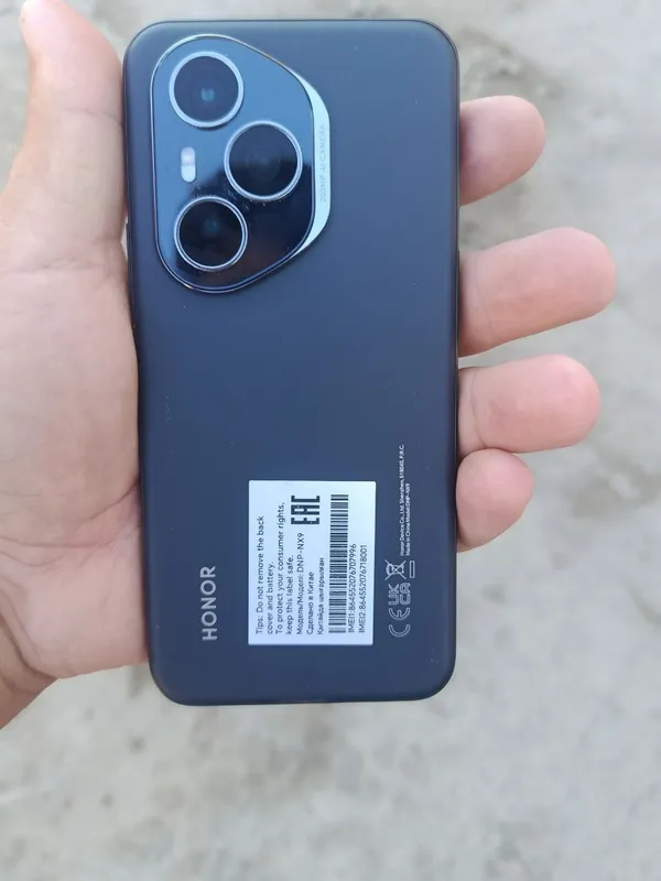 honor 400 pro 12/512 1 honor 400 pro 12/512 1