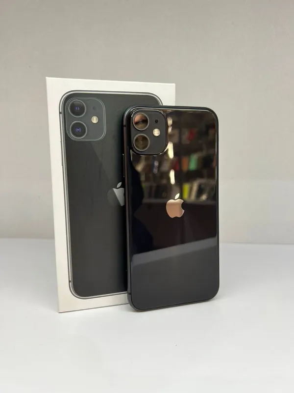 Продаю iphone 11 black 64 g