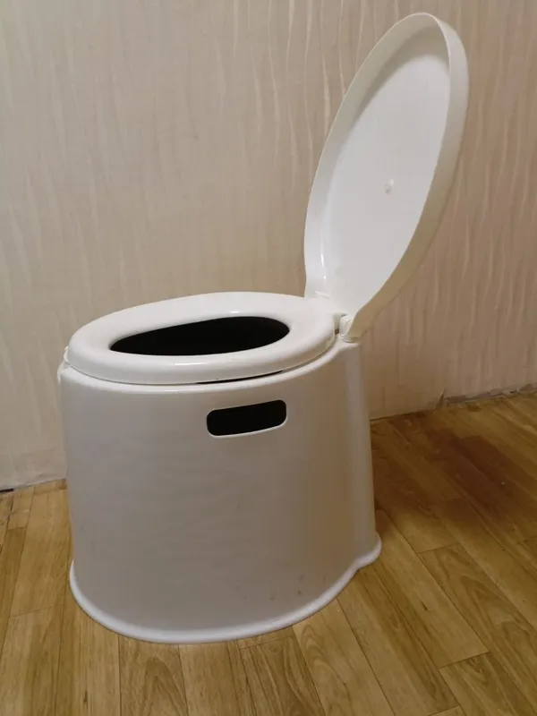 Продаётся биотуалет Продаётся биотуалет