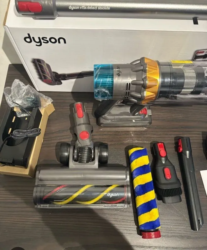 Беспроводной пылесос Dyson V15 Detect Absolute.