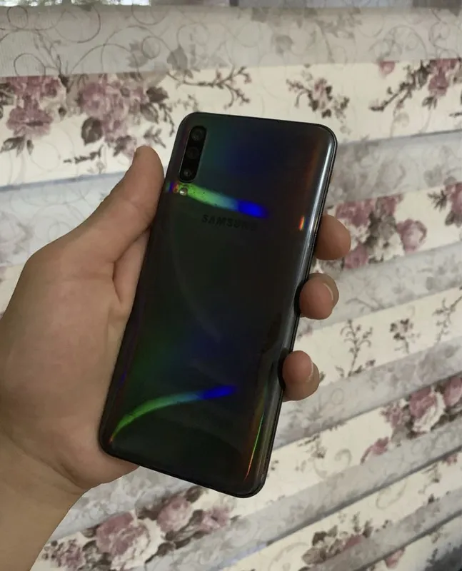 Samsung Galaxy A50 4/64Gb 2