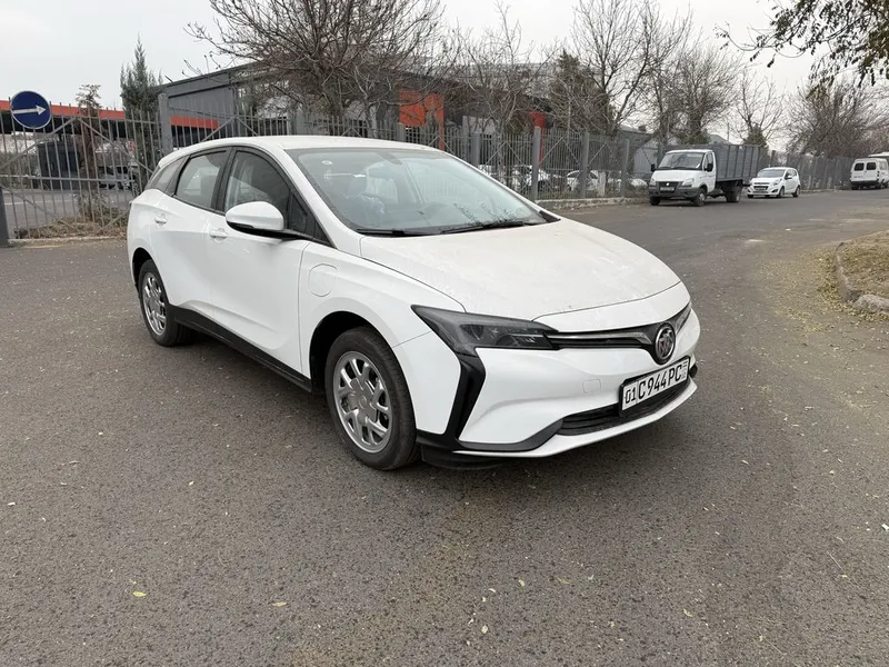 Buick velite 6 в аренду с выкупом 2