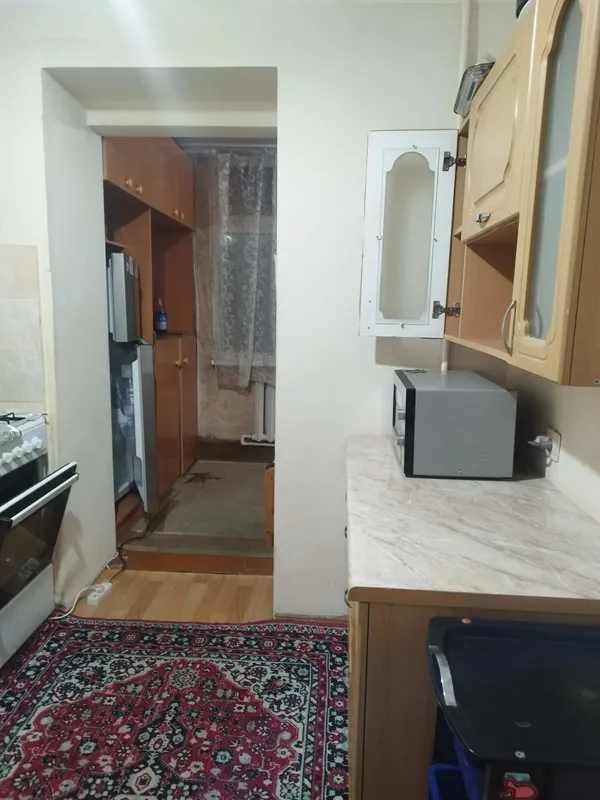 Chilonzor 23da bir xonali sotiladi 7 Chilonzor 23da bir xonali sotiladi 7