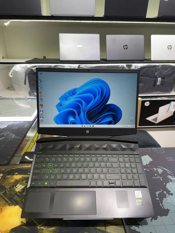 Hp Pavilion Gaming i5-10300H/8/256/GTX 1650 4GB 1