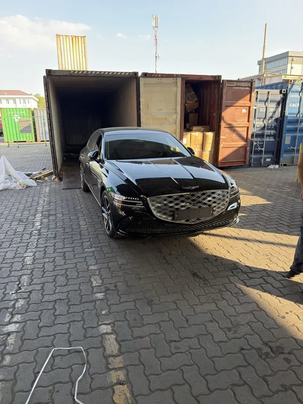 Genesis G80 AWD 2.5 2 Genesis G80 AWD 2.5 2