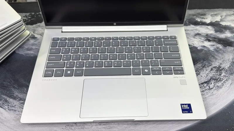 Hp probook 440 G11/Ultra 7-155U/16Gb DDR5/256Gb Ssd/14.0 Full Hd* 3 Hp probook 440 G11/Ultra 7-155U/16Gb DDR5/256Gb Ssd/14.0 Full Hd* 3