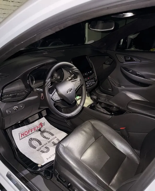 Malibu 2 Premier 2021–23 6 Malibu 2 Premier 2021–23 6