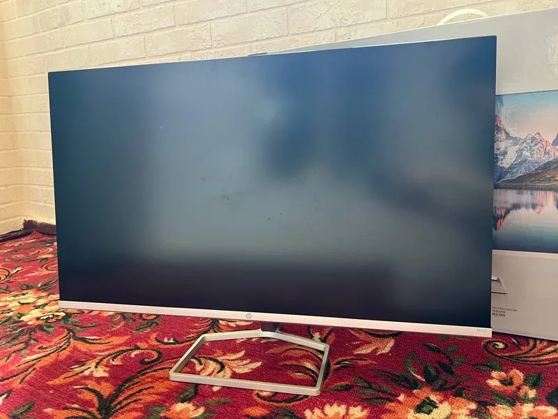 HP M32f monitor Narxi kelishiladi — фото 2