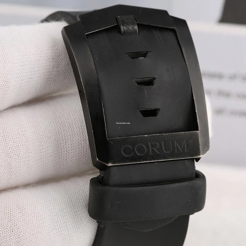 Corum Золотое часы 750 Проба 5