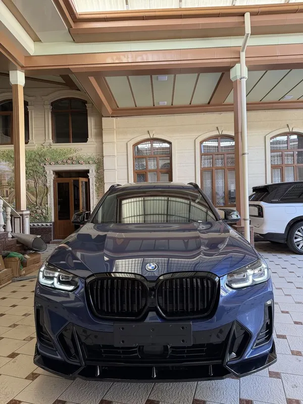 BMW iX3M Black edition — фото 1