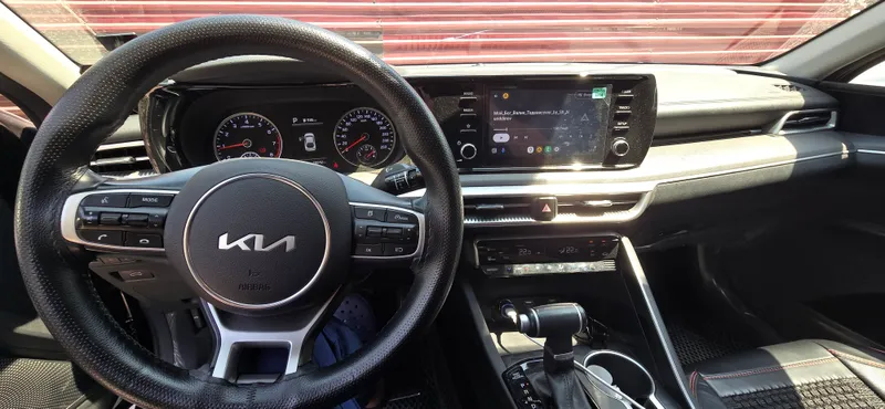 Kia k5 1