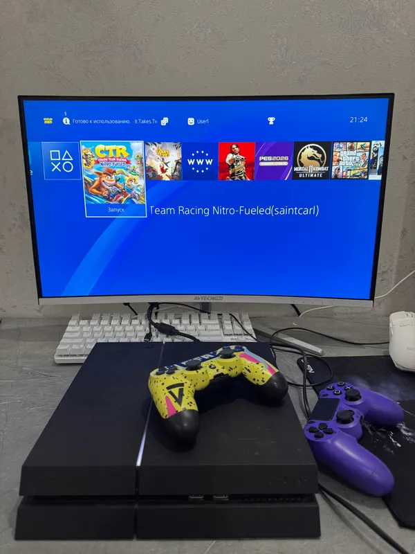 PlayStation 4 Fat 1 PlayStation 4 Fat 1