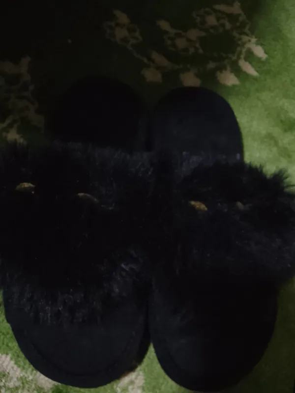Nike oyoq kiyimi
