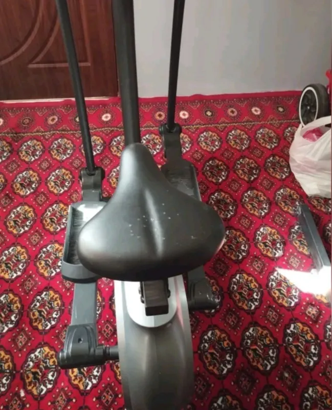 Велотренажёр Grand Fitness 2 Велотренажёр Grand Fitness 2