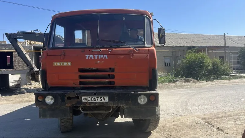 Tatra samasval sotiladi yili 1997 matori yog yemaydi naxadu motori yem 2