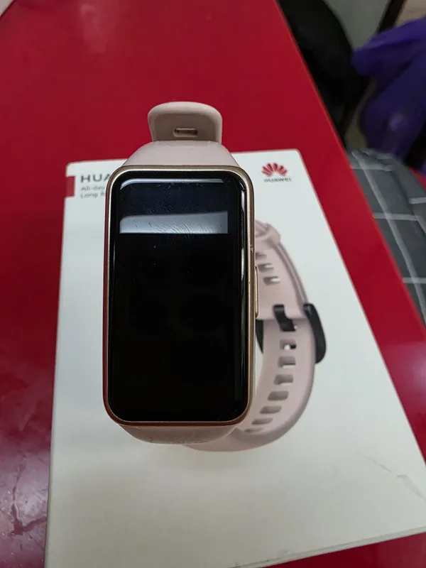Фитнес браслет Huawei Bend 6 — фото 2 Фитнес браслет Huawei Bend 6 — фото 2