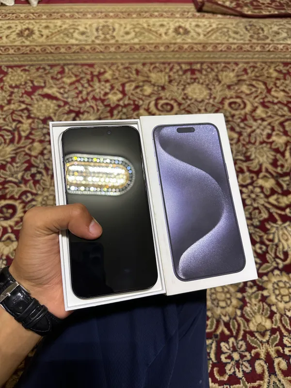 iPhone 15 pro max 256гб esim ayfon айфон 4
