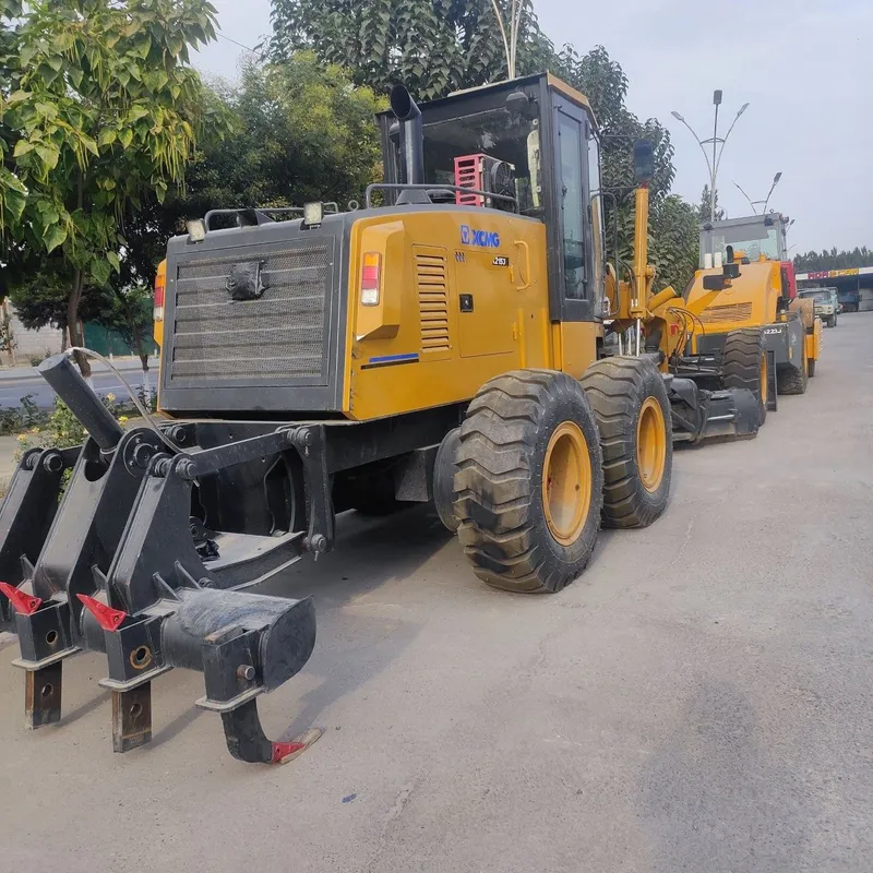 gireydir xcmg 215 va 180 talik bor nalichida holati yahshi — фото 2
