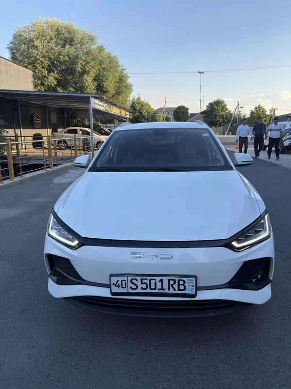 Сотилади BYD E2 нархи орзон 5