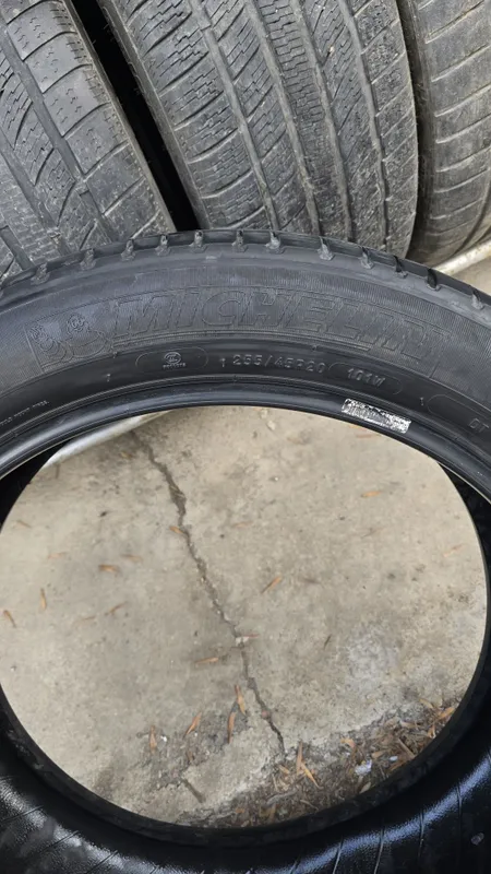 255.45.r20 Michelin latitude sport 2