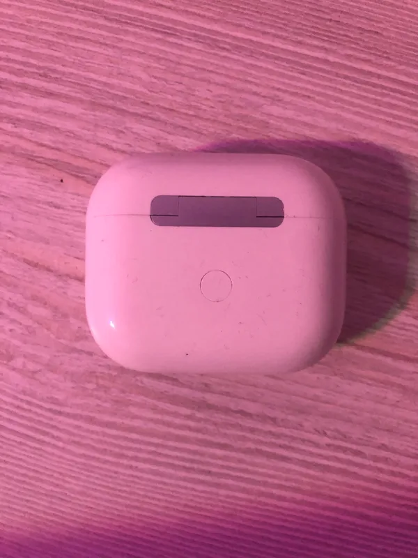 AirPods quloqchinlari 2