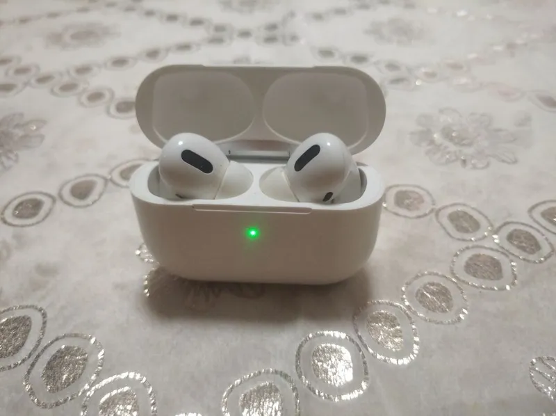 AirPods Pro sotiladi 1 AirPods Pro sotiladi 1